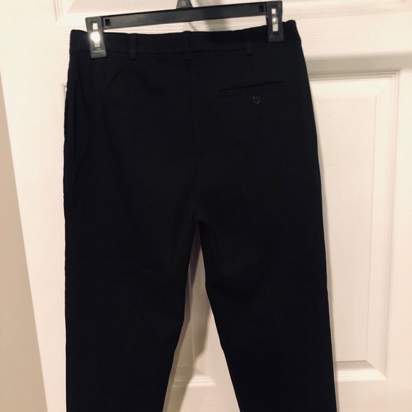Express Capris - Picture 2 of 4
